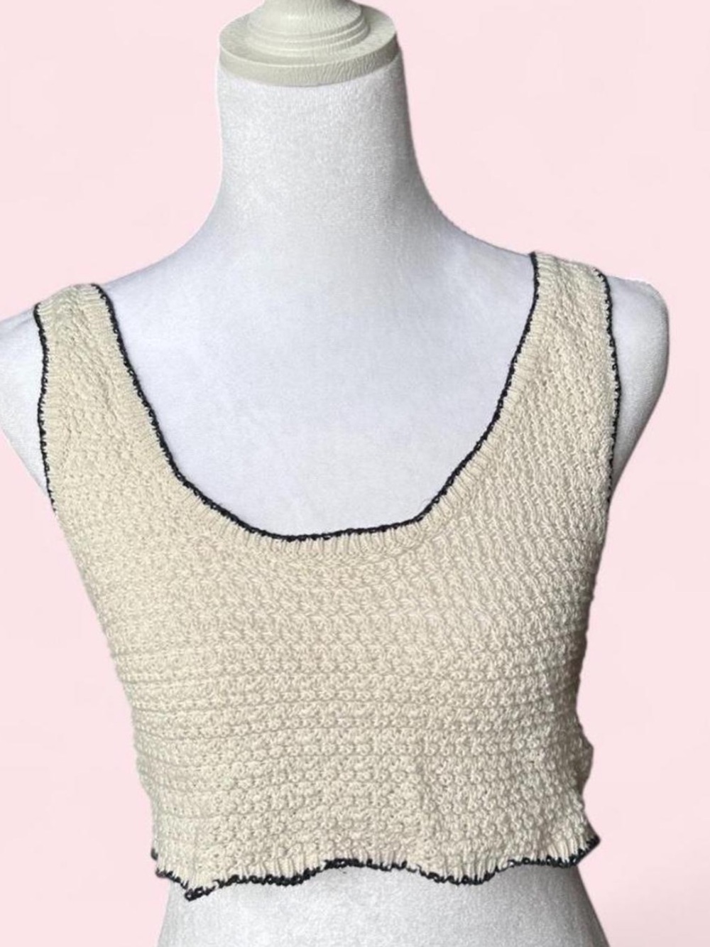 Urban Outfitters Cream Knit Crochet Cropped Tank Top Women’s M Cotton